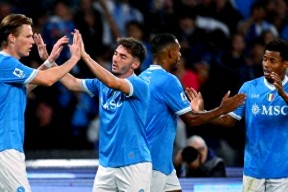 AG官方网站-那不勒斯击败国际米兰，告别连胜纪录(那不勒斯对国际米兰视频直播)