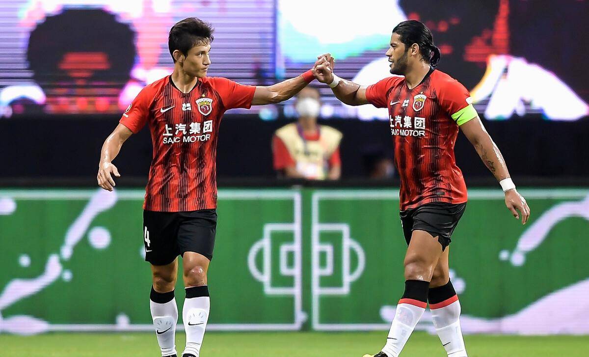 AG体育官方网站-广州恒大实力碾压山东鲁能,领跑中超积分榜(2020年中超广州恒大积分) 第2张 AG体育官方网站-广州恒大实力碾压山东鲁能,领跑中超积分榜(2020年中超广州恒大积分) 第2张