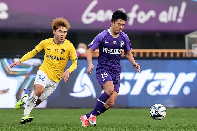 AG体育官方网站-天津泰达主场战胜江苏苏宁，终结连败(天津泰达最近比赛)  第1张