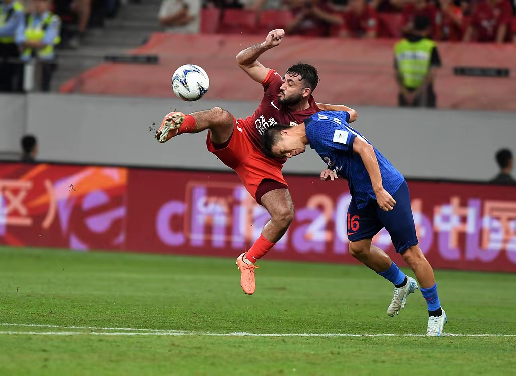 AG官方网站-包含热议欧洲预赛：谁将掀起球场的惊天逆转的词条  第2张